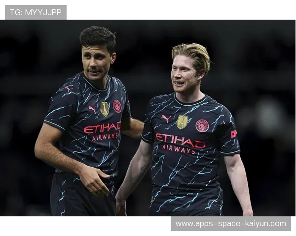 德布劳内弧顶远射曼城锁定胜果 德布劳内弧顶远射曼城锁定胜果